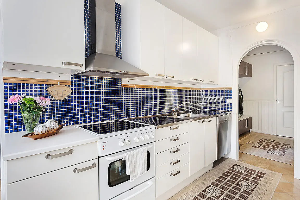 Lägenhet, Elinsborgsbacken 26,  1 tr, Stockholm. Bild 1 av 5