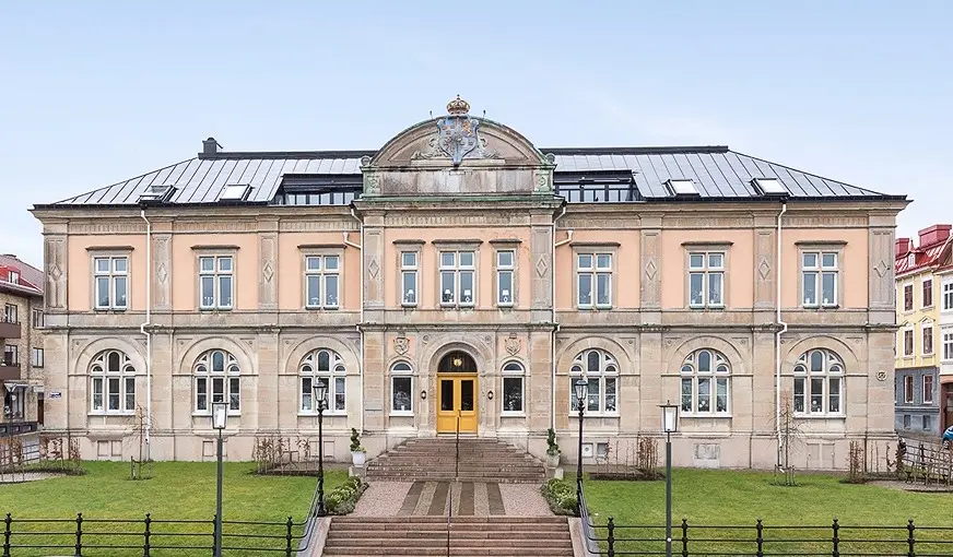 Bild 1 av 5 på Hamngatan 11