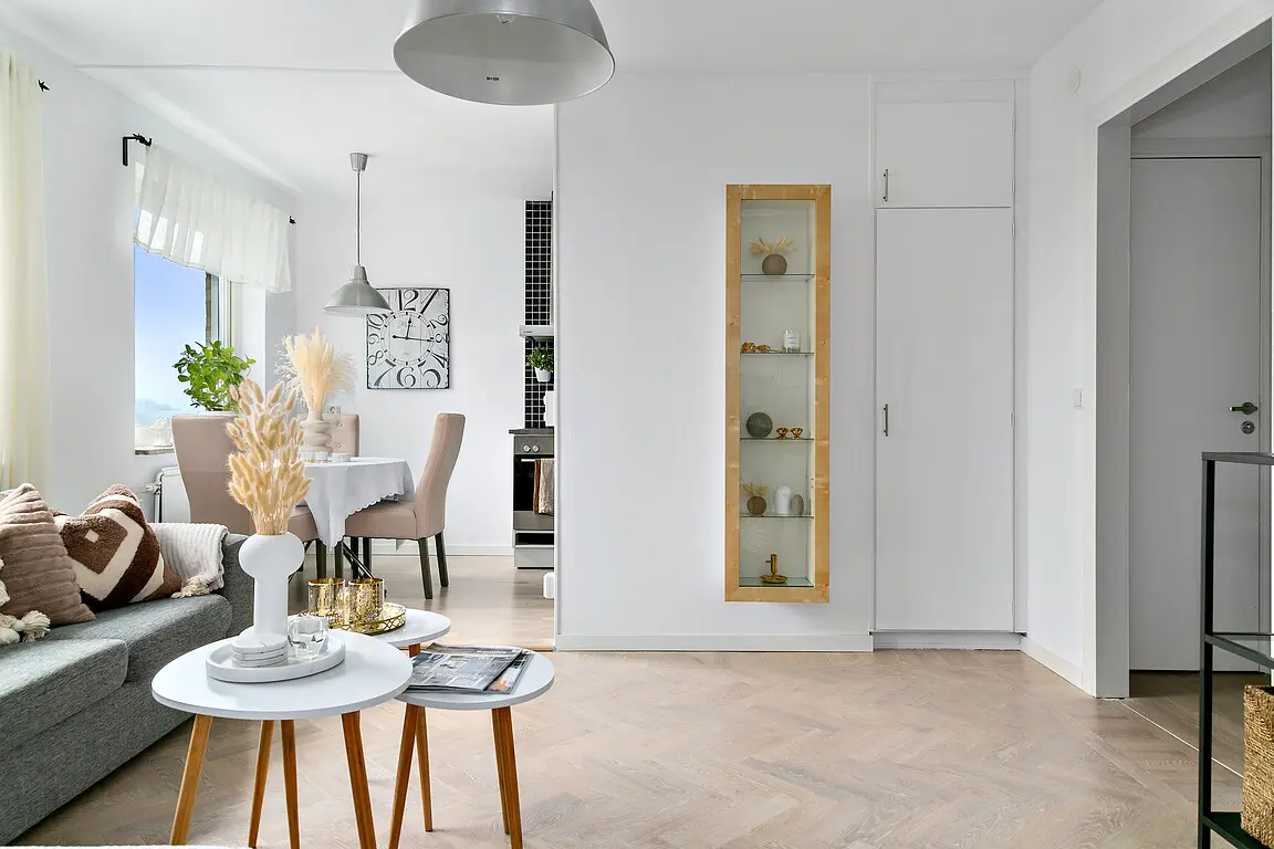 Apartment, Västra Stillestorpsgatan 13. Photo 1 of 5