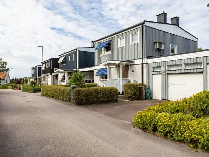 Bild 1 av 20 på Skalbaggvägen 27