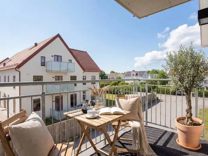 Bild 1 av 18 på Hemvärnsvägen 45
