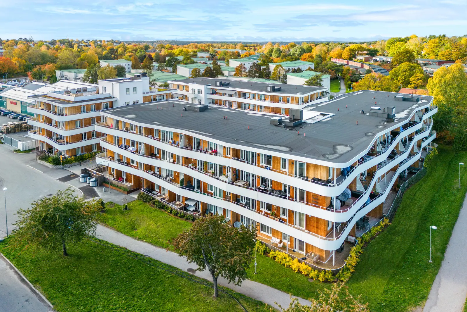 Lägenhet, Lövkojsgränd 7, Stockholm. Bild 1 av 12