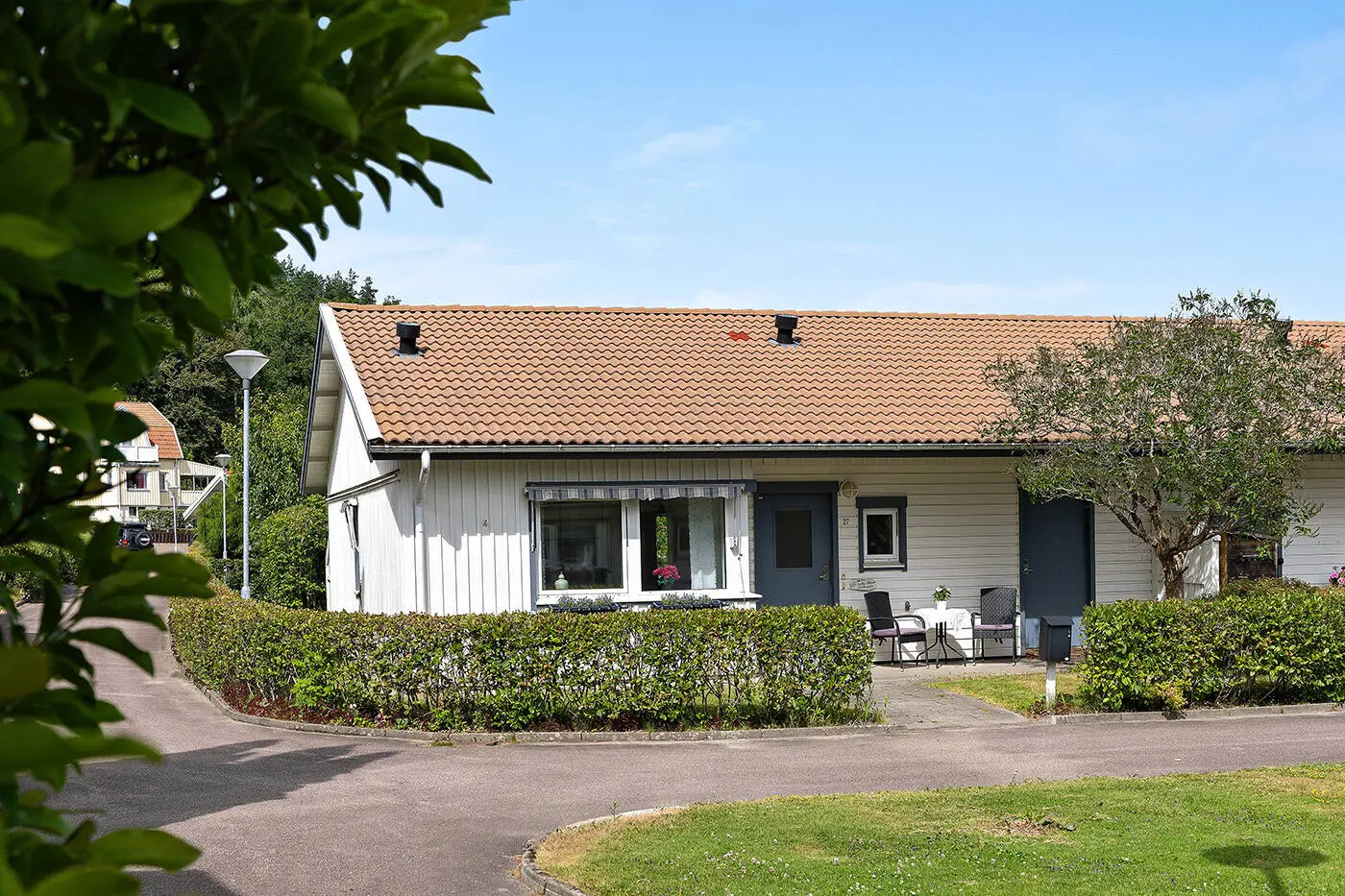 Lägenhet, Västra Porten 27, Ytterby. Bild 1 av 20