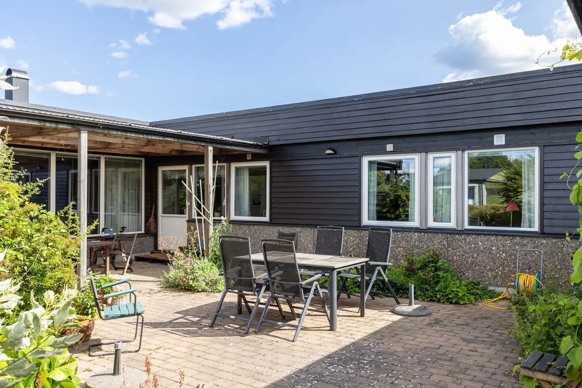 Villa, Halva månens gränd 5, Kalmar. Bild 1 av 20
