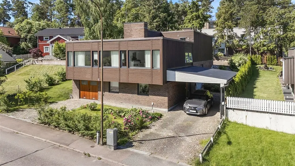 Villa, Drottninggatan 35B, Västmanland. Bild 1 av 40