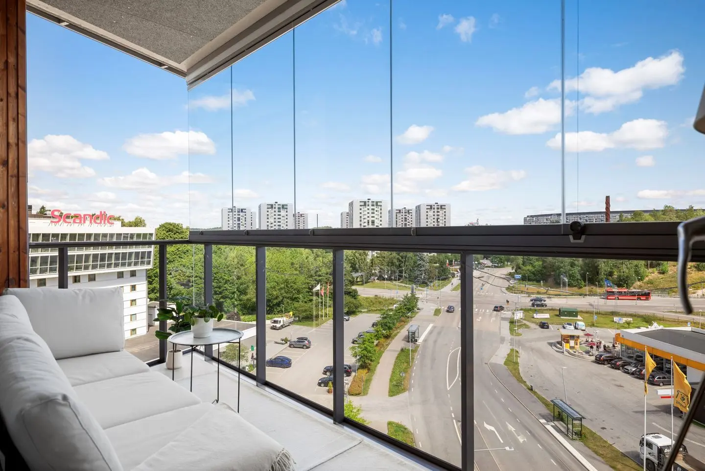 Apartment, Näsbyvägen, Täby. Photo 1 of 25