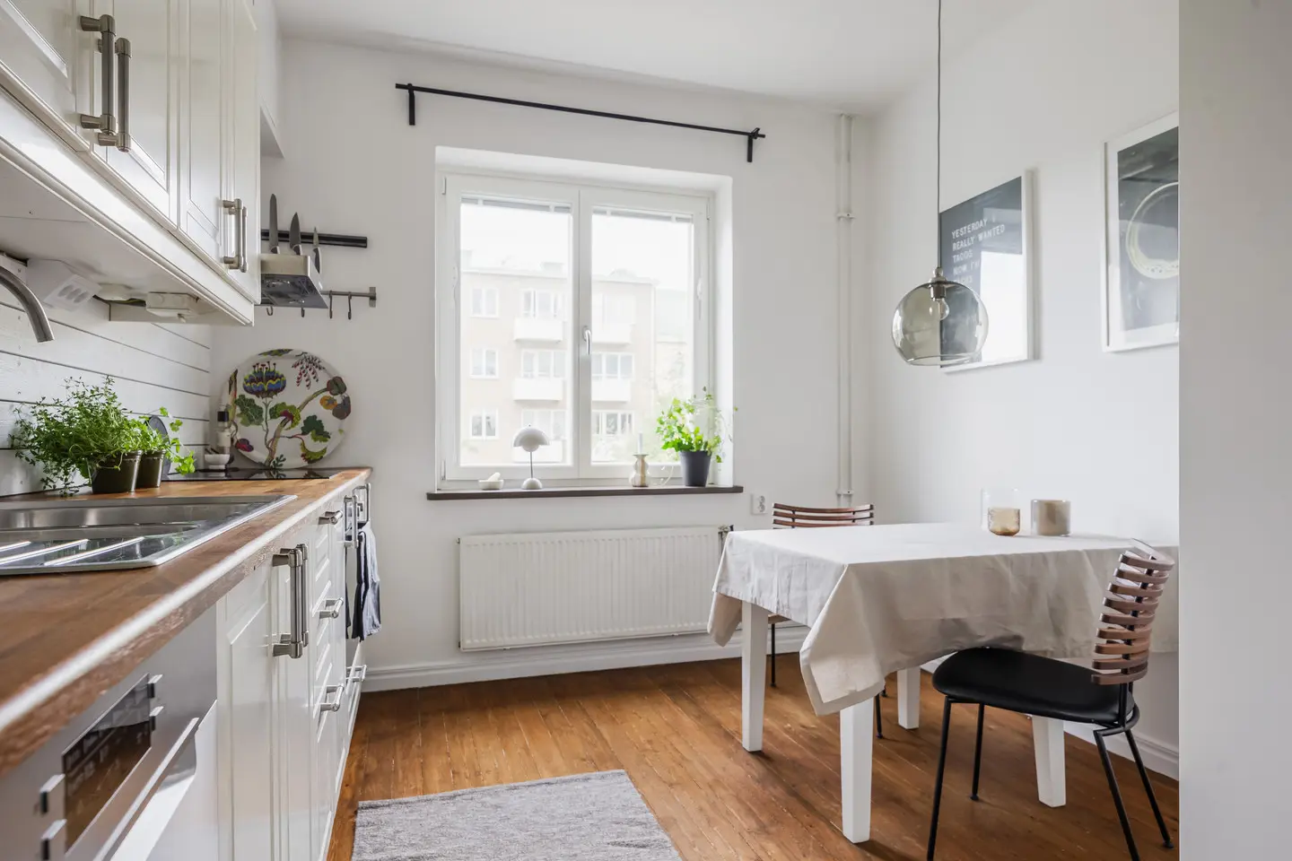 Image 1 of 5 of Valbogatan 31B