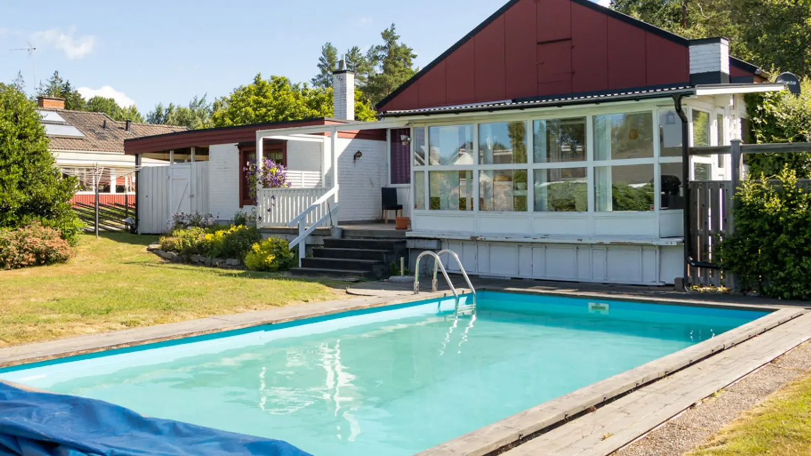 Villa, Idrottsvägen 3, Tingsryd. Bild 1 av 20