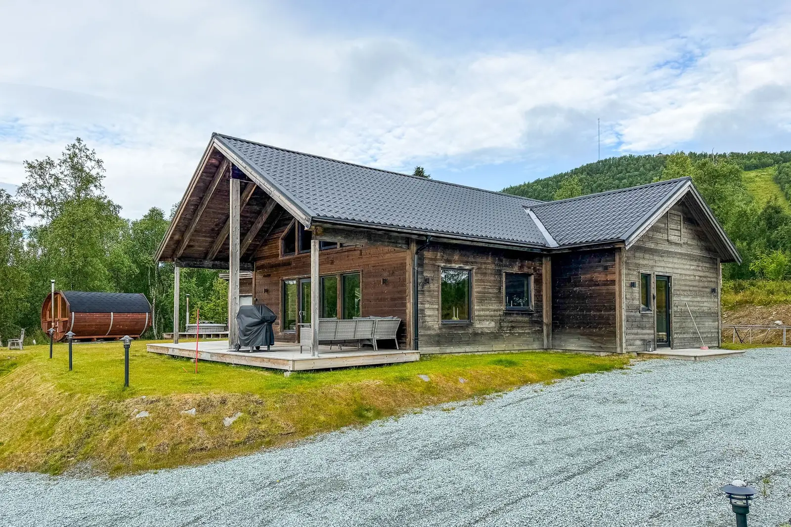 Bild 1 av 40 på Kultsjövägen 218