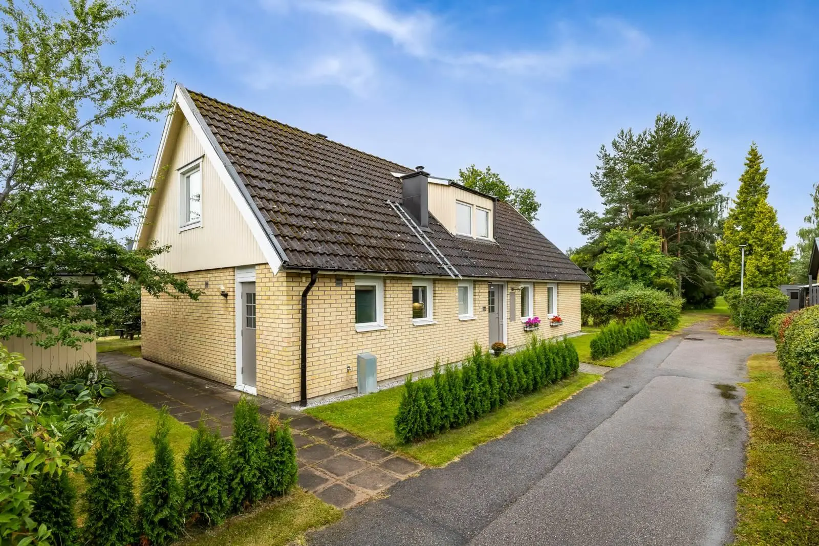 Villa, Wallenstråles väg 70, Kumla. Bild 1 av 20
