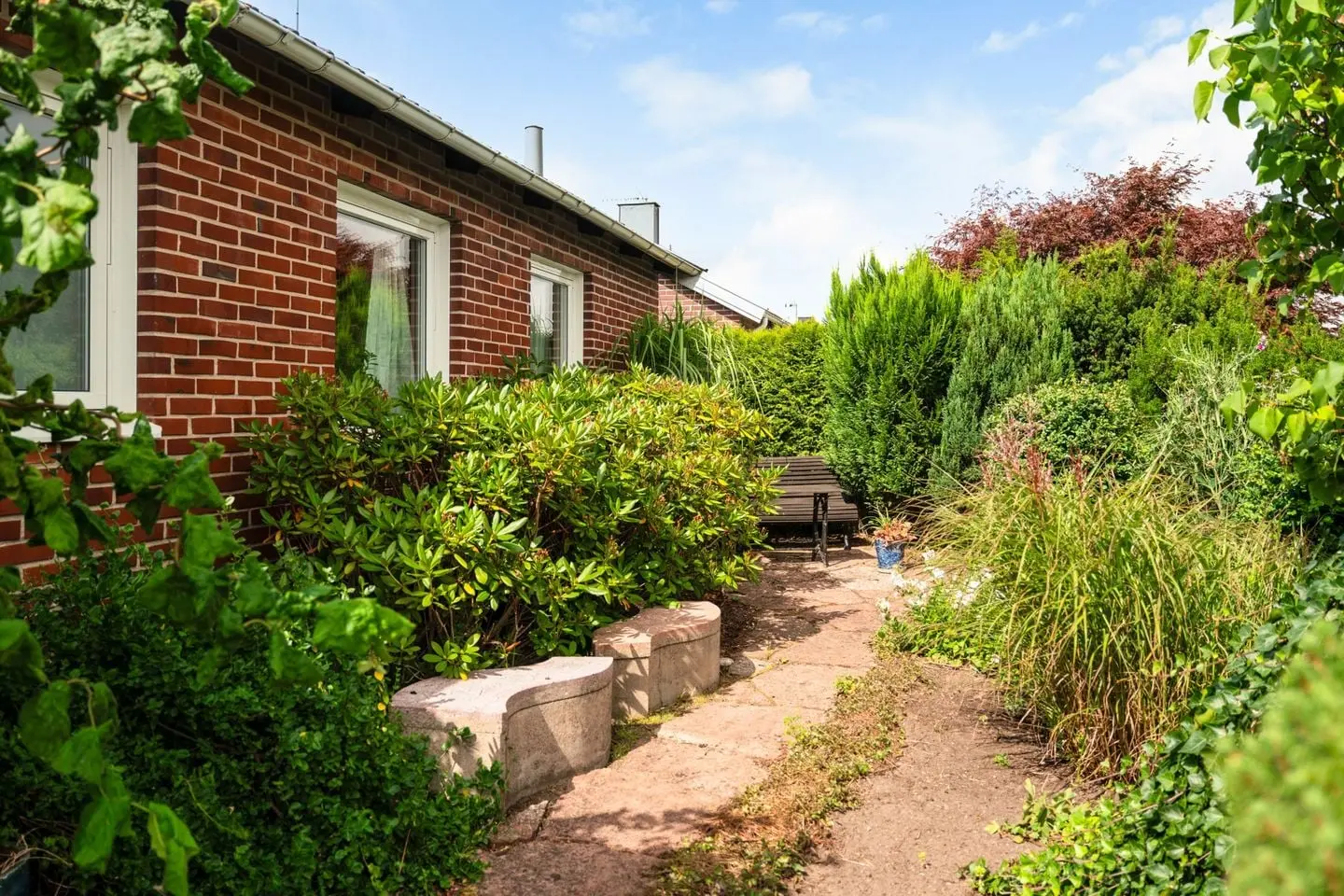 Villa, Dalslandsgatan 19, Ängelholm. Bild 1 av 31