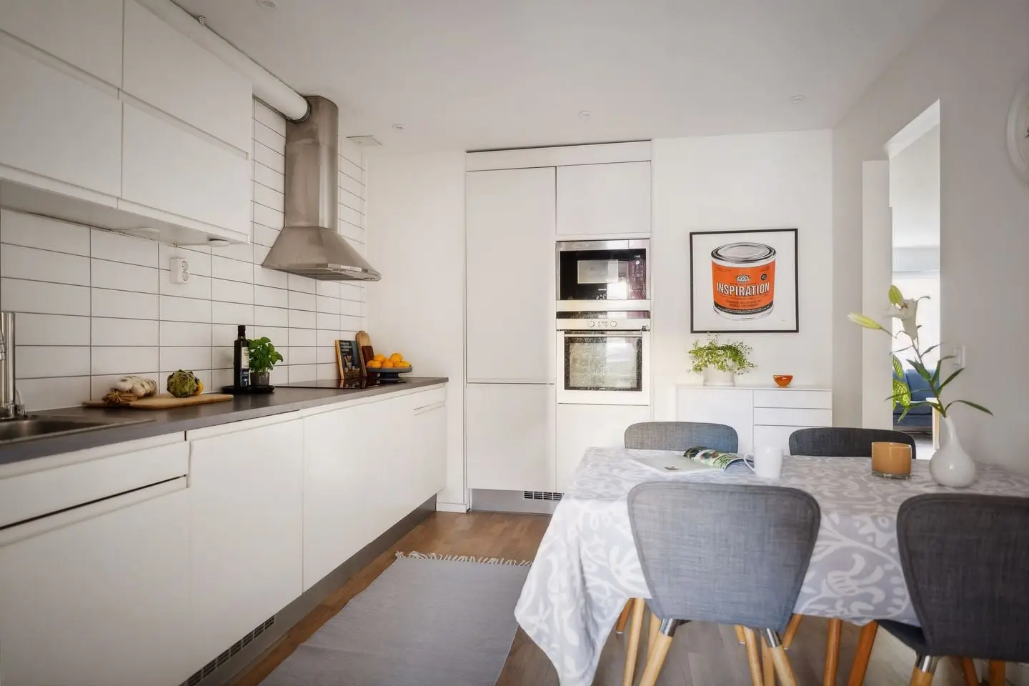Lägenhet, Övre Hallegatan 12, Göteborg. Bild 1 av 27