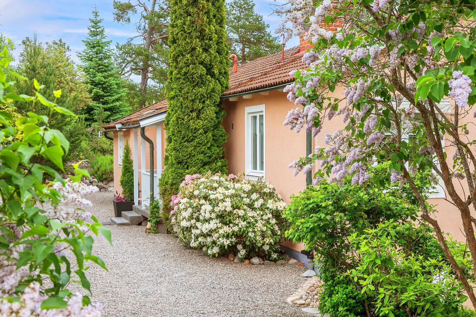 House, Idunvägen 8, Saltsjöbaden. Photo 1 of 37