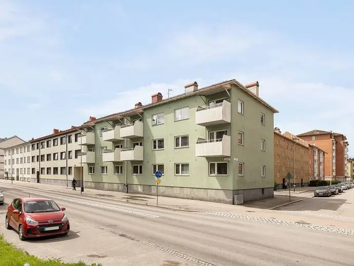 Lägenhet, Lilla Håjumsgatan 11D, Trollhättan. Bild 1 av 16