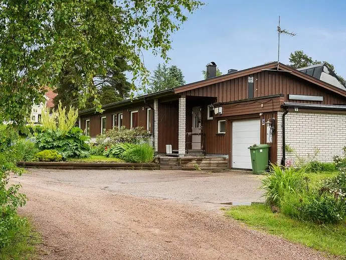 Bild 1 av 20 på Stationsvägen 9