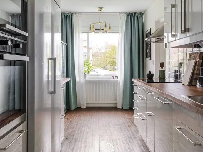 Lägenhet, Skräddaretorpsvägen 13B. Bild 1 av 20
