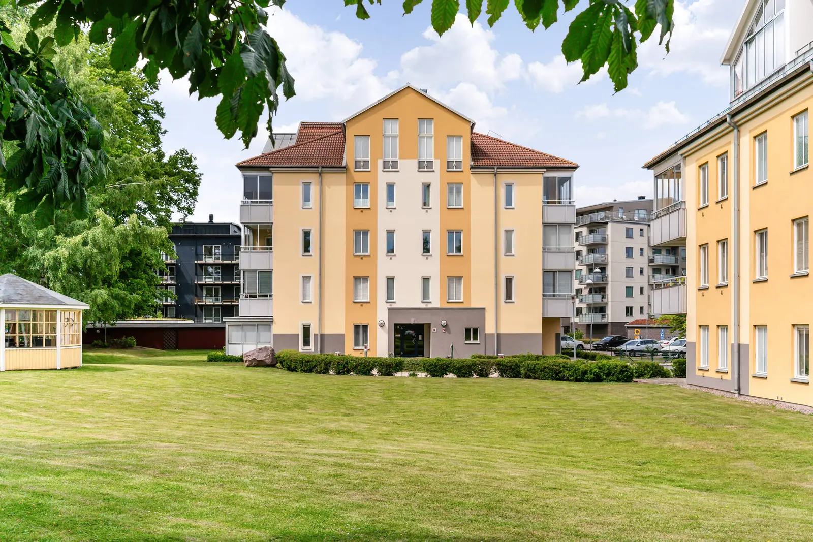 Lägenhet, Frans G Wibergs väg 8, Kristianstad. Bild 1 av 29