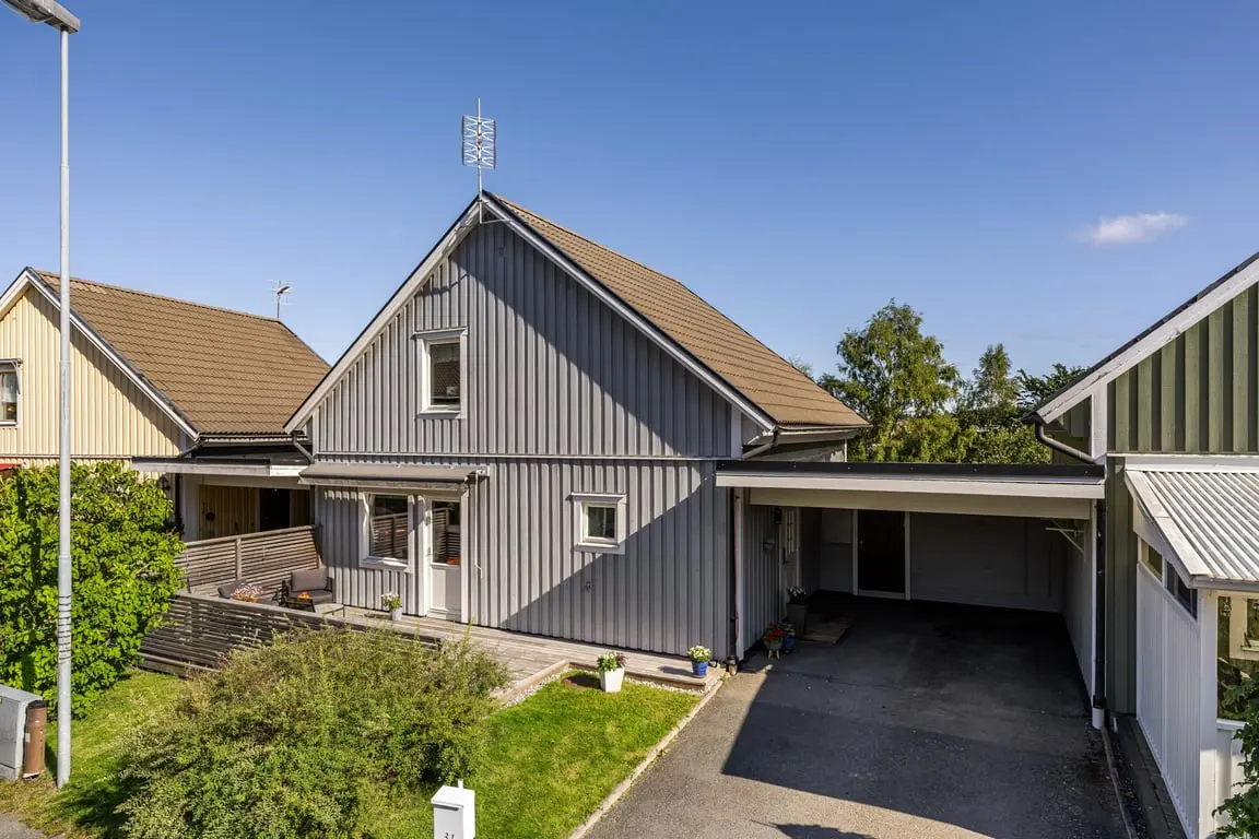 Villa, Kackelabacken 31, Härnösand. Bild 1 av 20