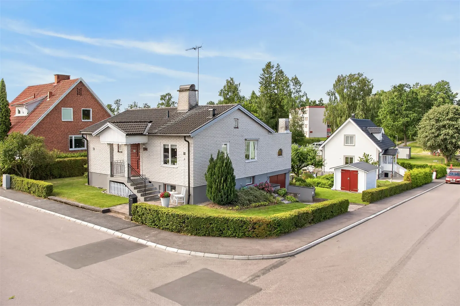 Image 1 of 5 of Alsjögatan 24