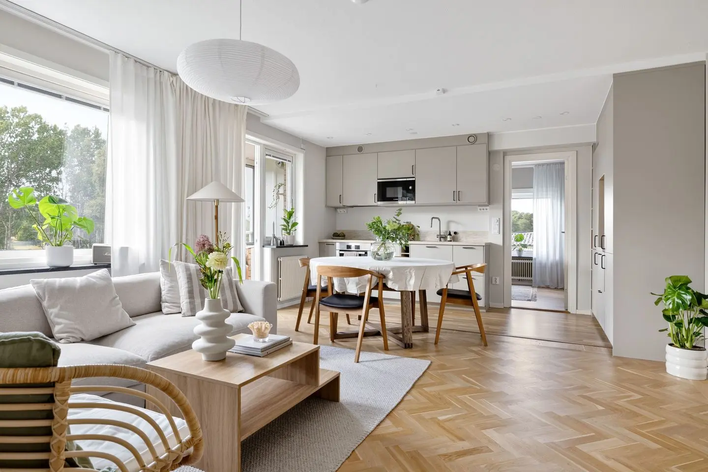 Apartment, Sandrevelsvägen 17, Göteborg. Photo 1 of 25