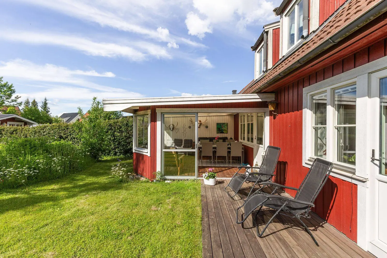 Bild 1 av 40 på Sävstaholmsvägen 1