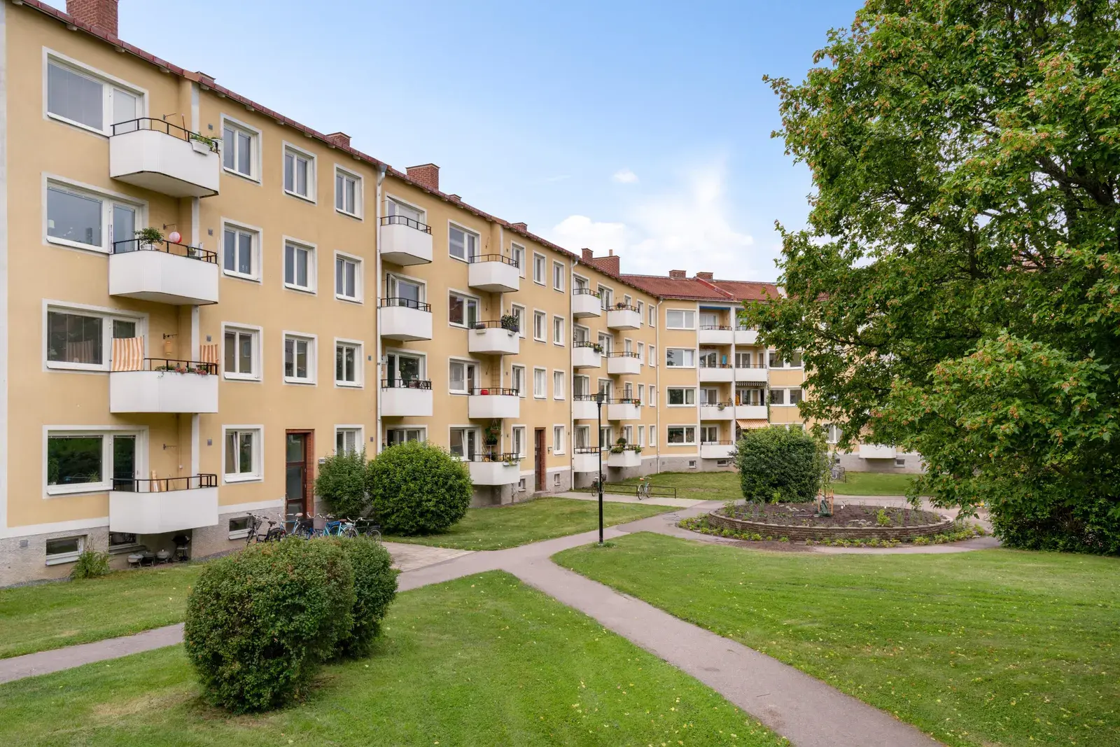Image 1 of 5 of Hällbygatan 28C