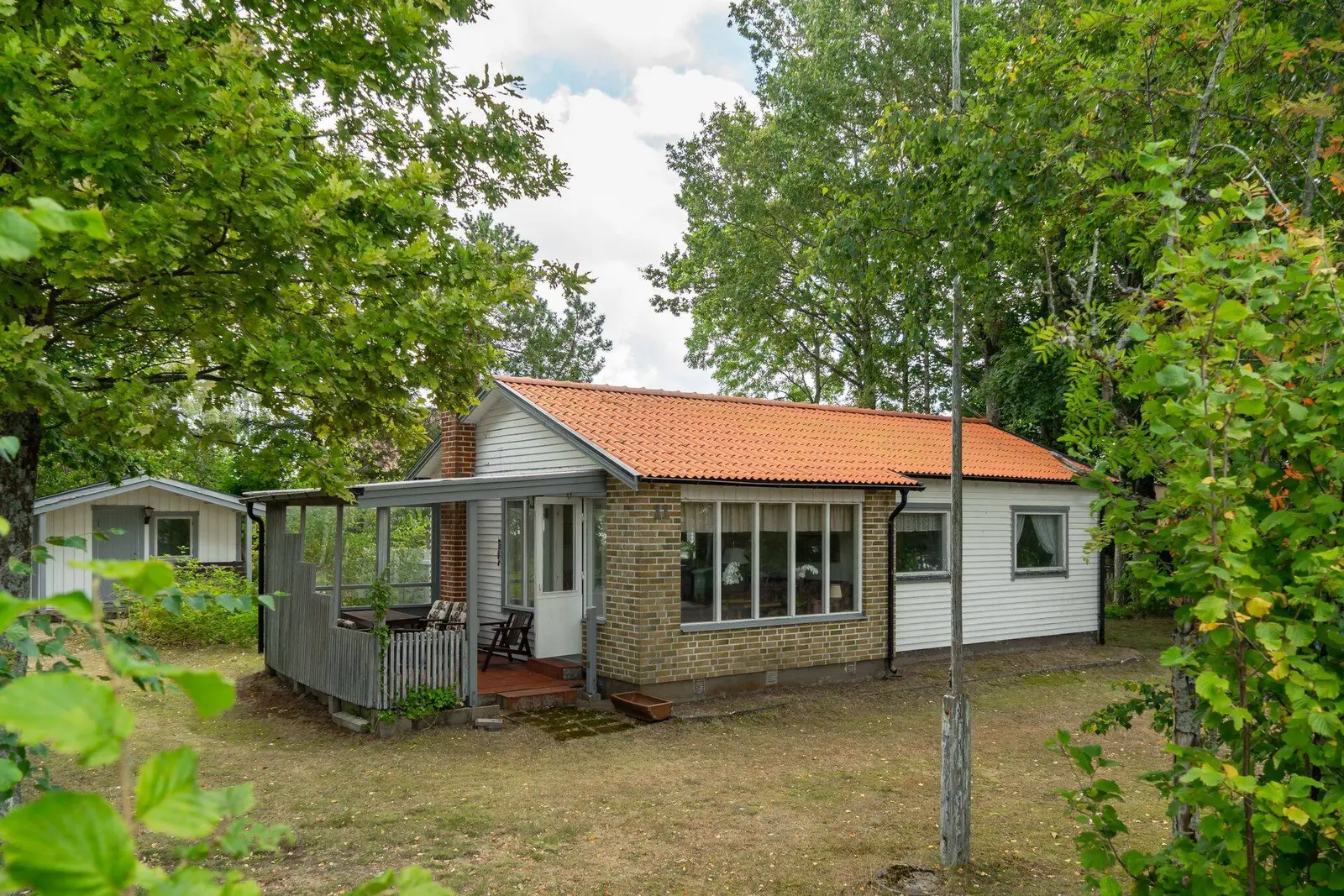 Villa, Fåralyckevägen 11, Ängelholm. Bild 1 av 20