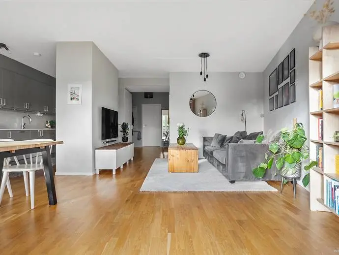Bild 1 av 20 på Rosenapelgatan 25
