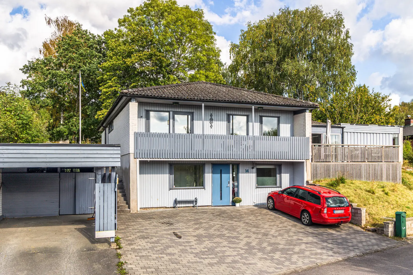 Bild 1 av 5 på Hampåkersvägen 14