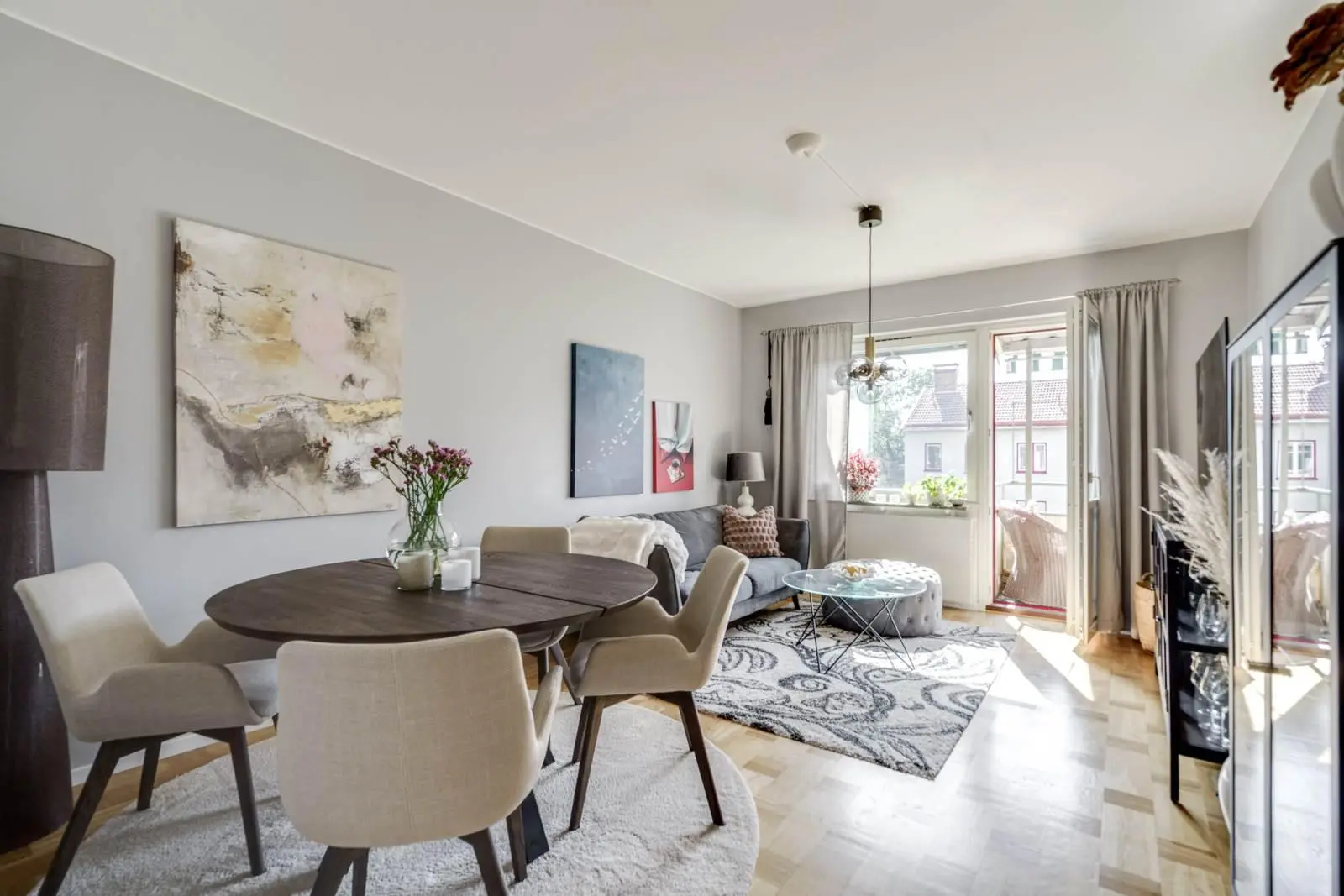Lägenhet, Trumpetaregatan 11a, Örebro. Bild 1 av 19