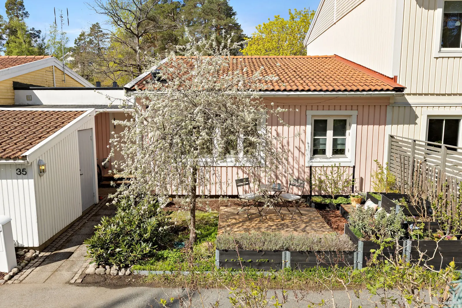 Semi-detached/terraced, Dianavägen 35, Saltsjö-boo. Photo 1 of 30