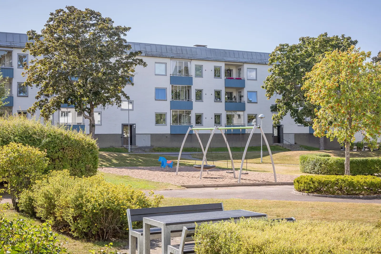 Image 1 of 17 of Lillgårdsgatan 18