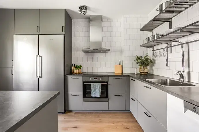 Bild 1 av 22 på Korstavägen 7