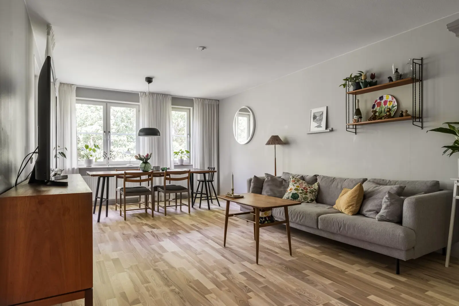 Lägenhet, Lektorpsvägen 45, Örebro. Bild 1 av 23
