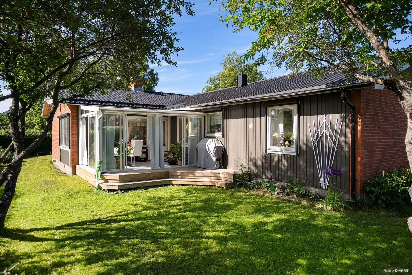 Villa, Tegelbruksvägen 20, Östersund. Bild 1 av 6