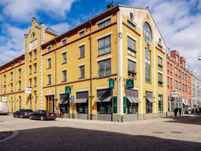 Bild 1 av 18 på Bäckgatan 16
