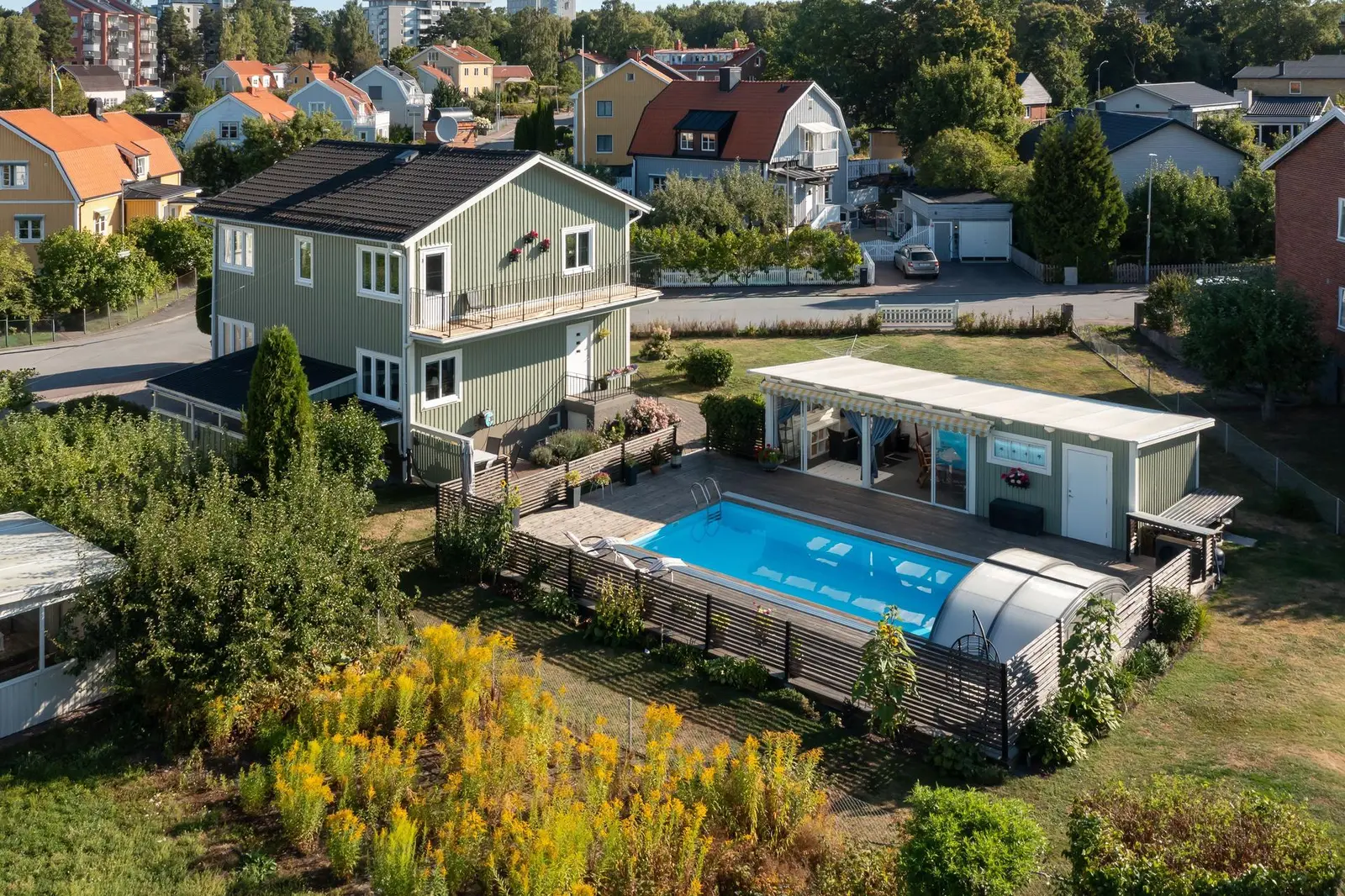 Image 1 of 20 of Gjutargatan 18