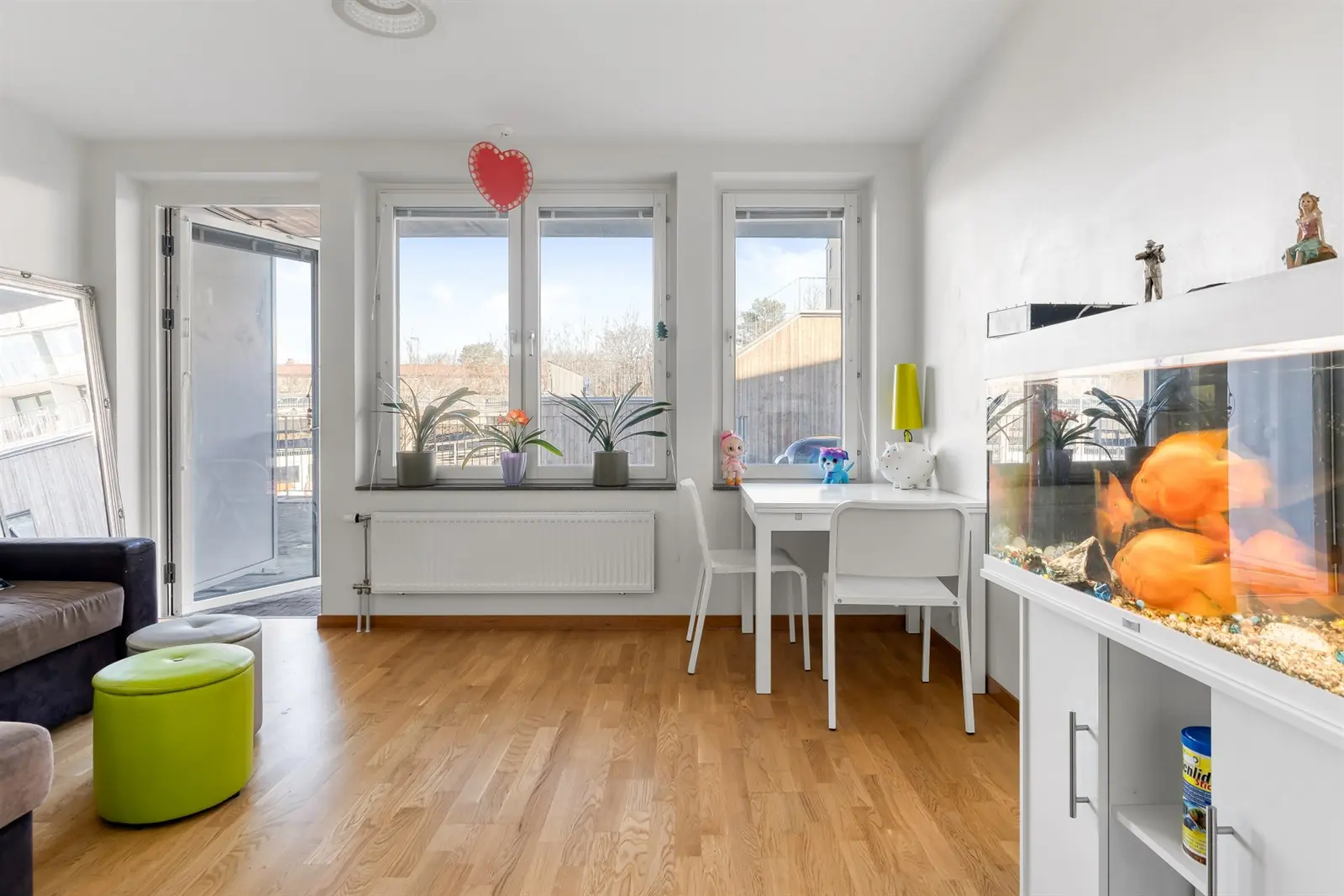 Apartment, Klädesvägen 28, Stockholm. Photo 1 of 20