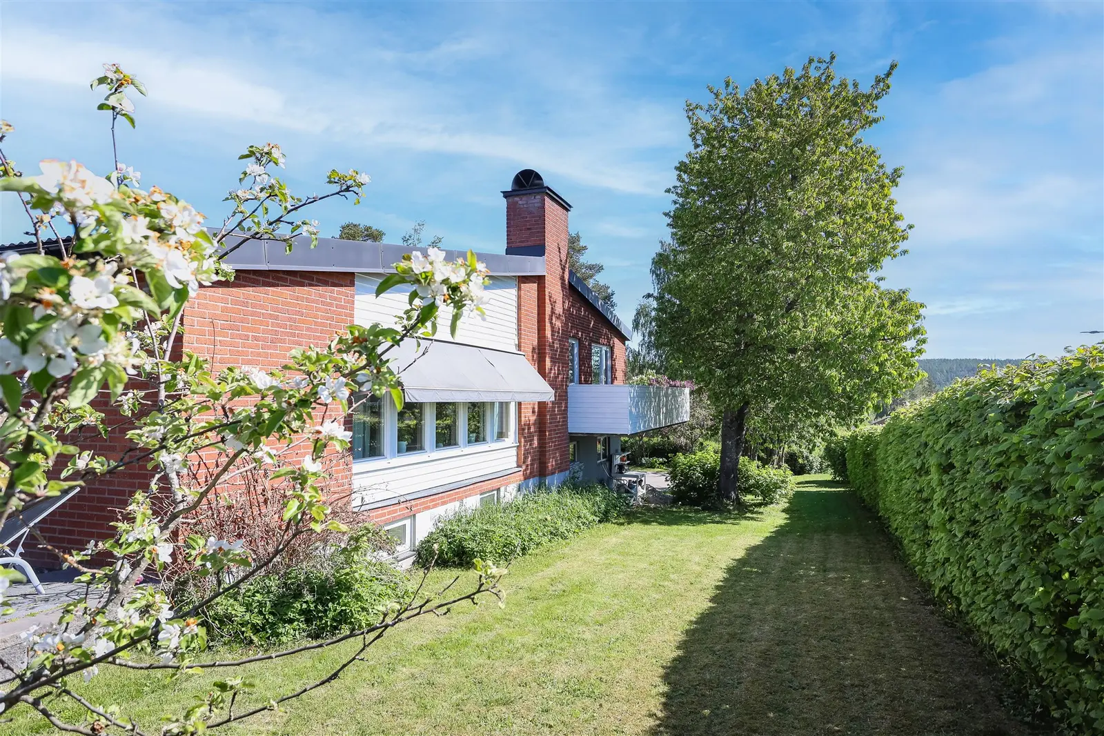 Bild 1 av 20 på Klackvägen 53