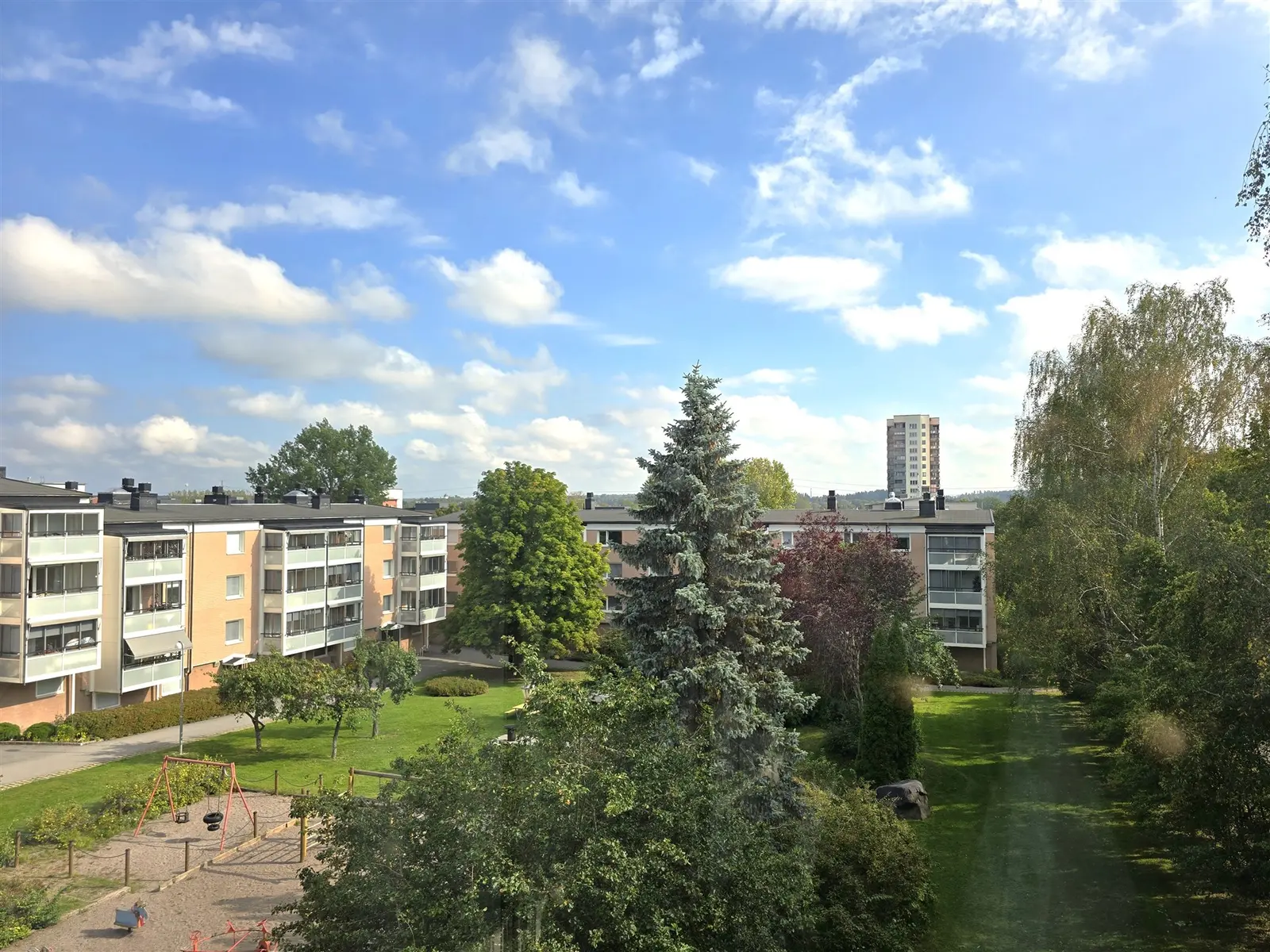 Apartment, Sätunavägen 8 A, Stockholm. Photo 1 of 25