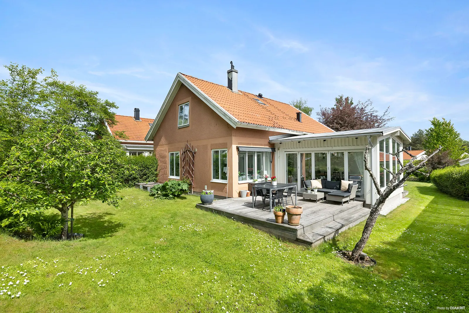 House, Backstugevägen 4, Örebro. Photo 1 of 19