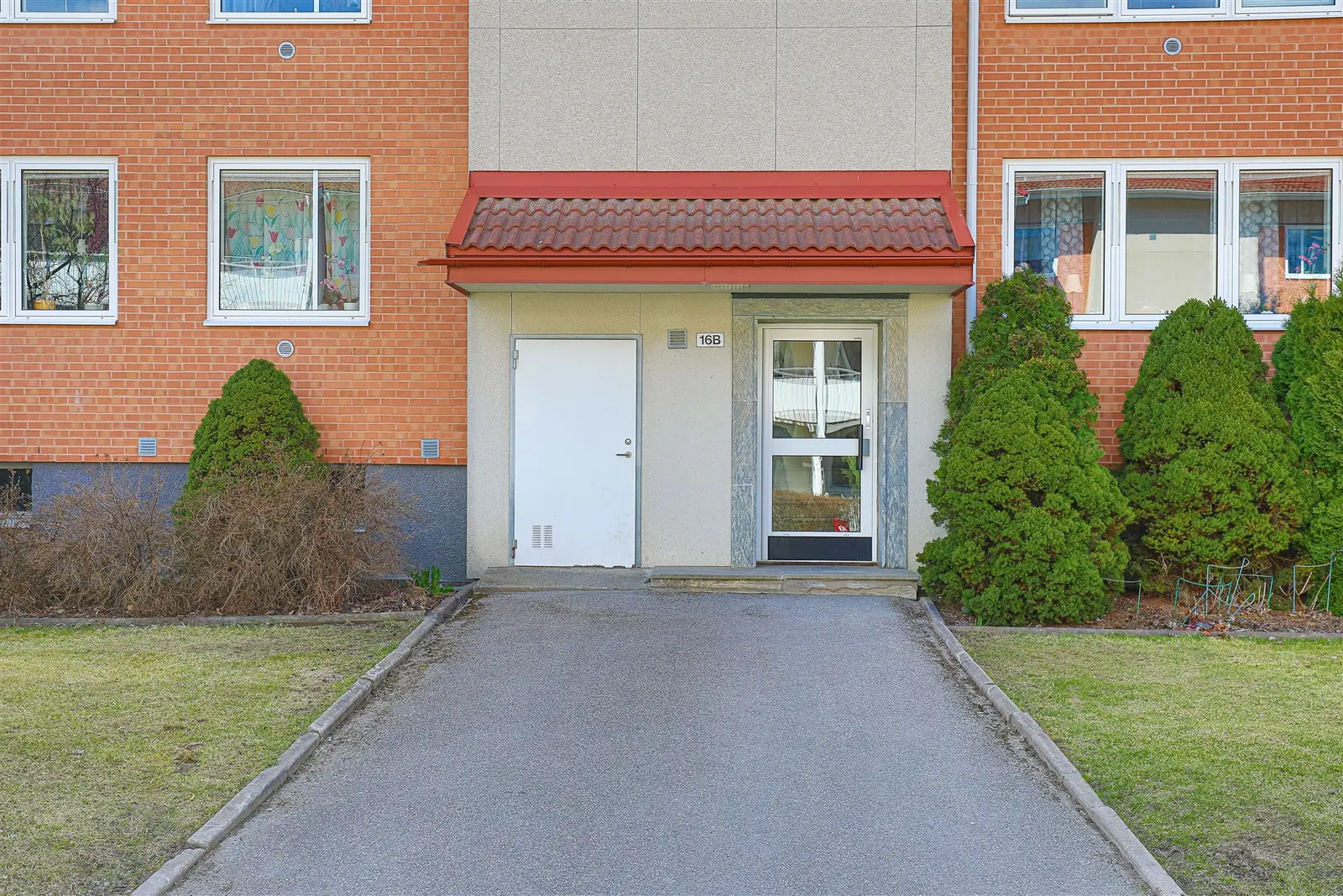 Lägenhet, Kihlmansgatan 16 B, Västmanland. Bild 1 av 24