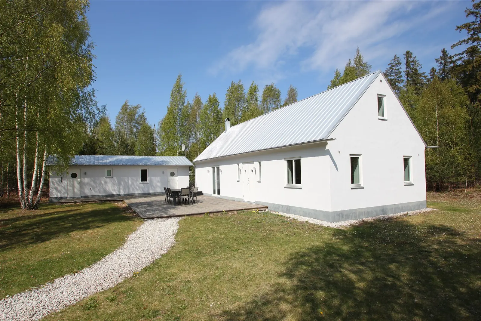 Lägenhet, Sanda Björkhagavägen 51, Gotland. Bild 1 av 28