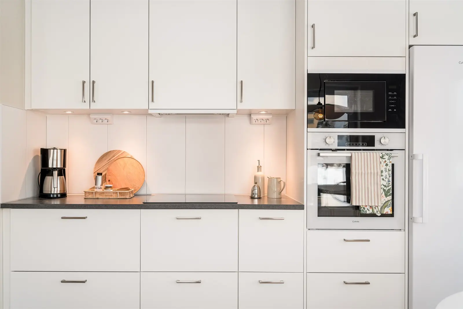 Apartment, Brigadgatan 13, lgh 13-1302, Stockholm. Photo 1 of 20