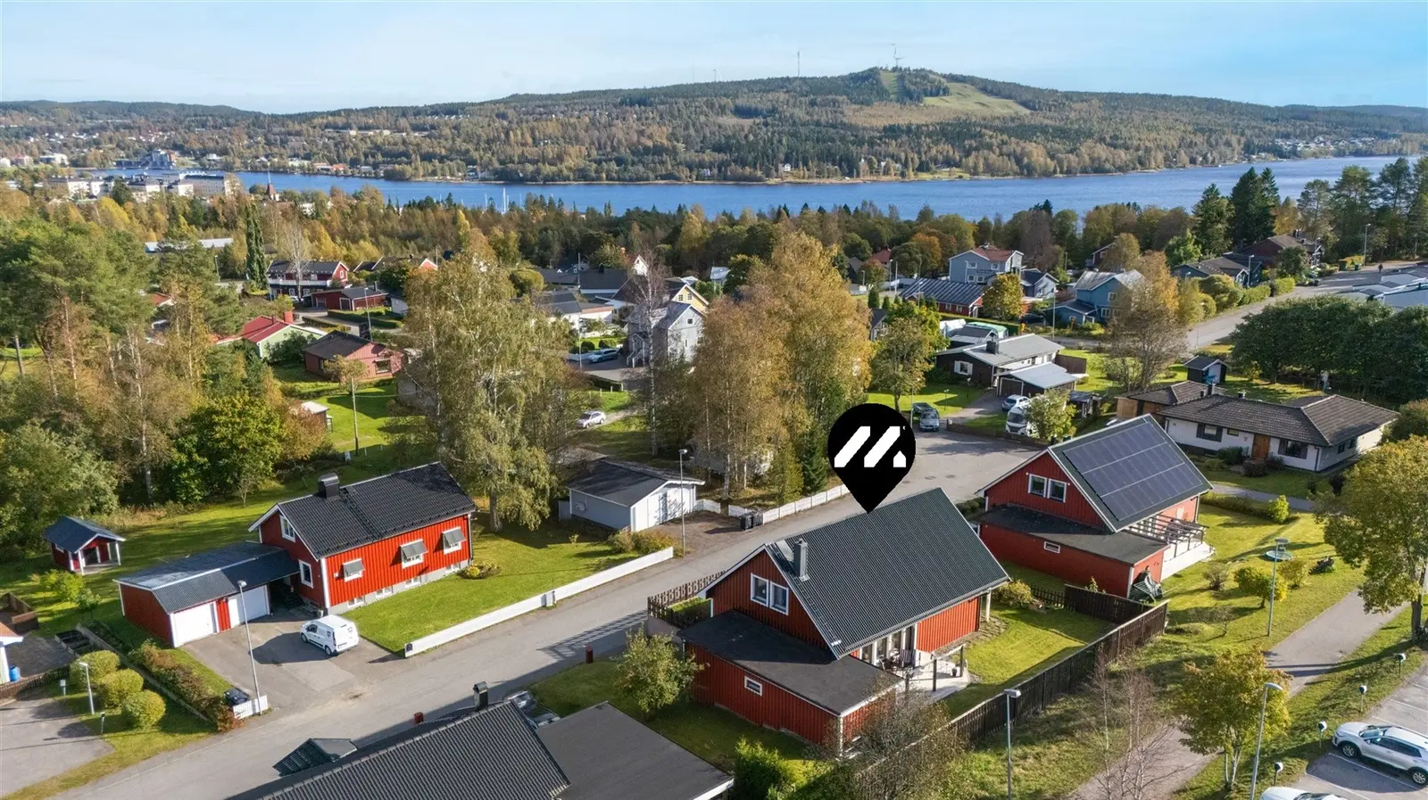 Bild 1 av 20 på Bergsstigen 17