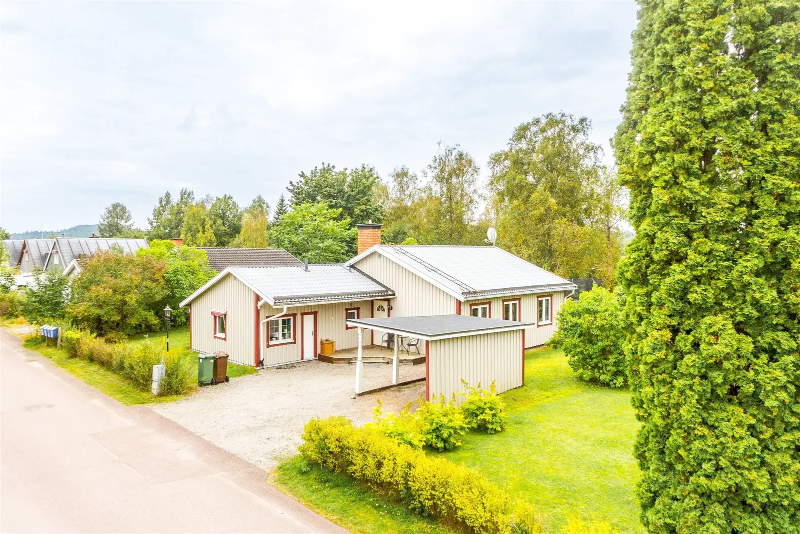 Image 1 of 20 of Stjärnsnäsvägen 37
