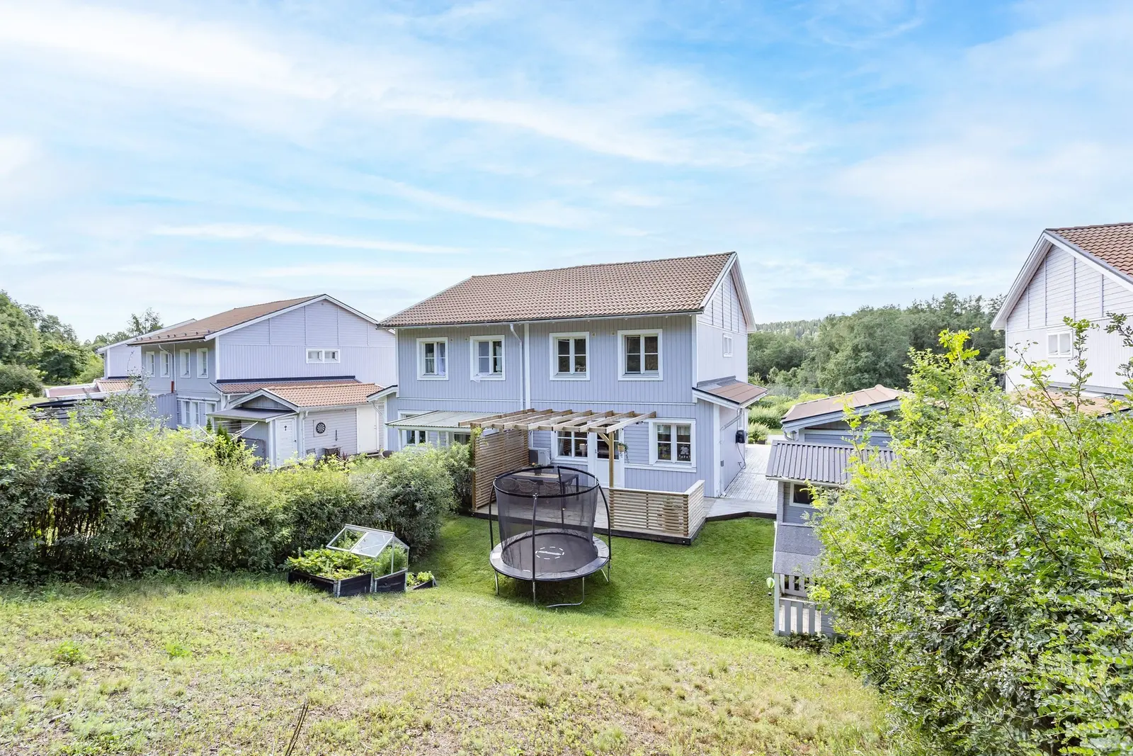 Bild 1 av 20 på Påskvägen 36