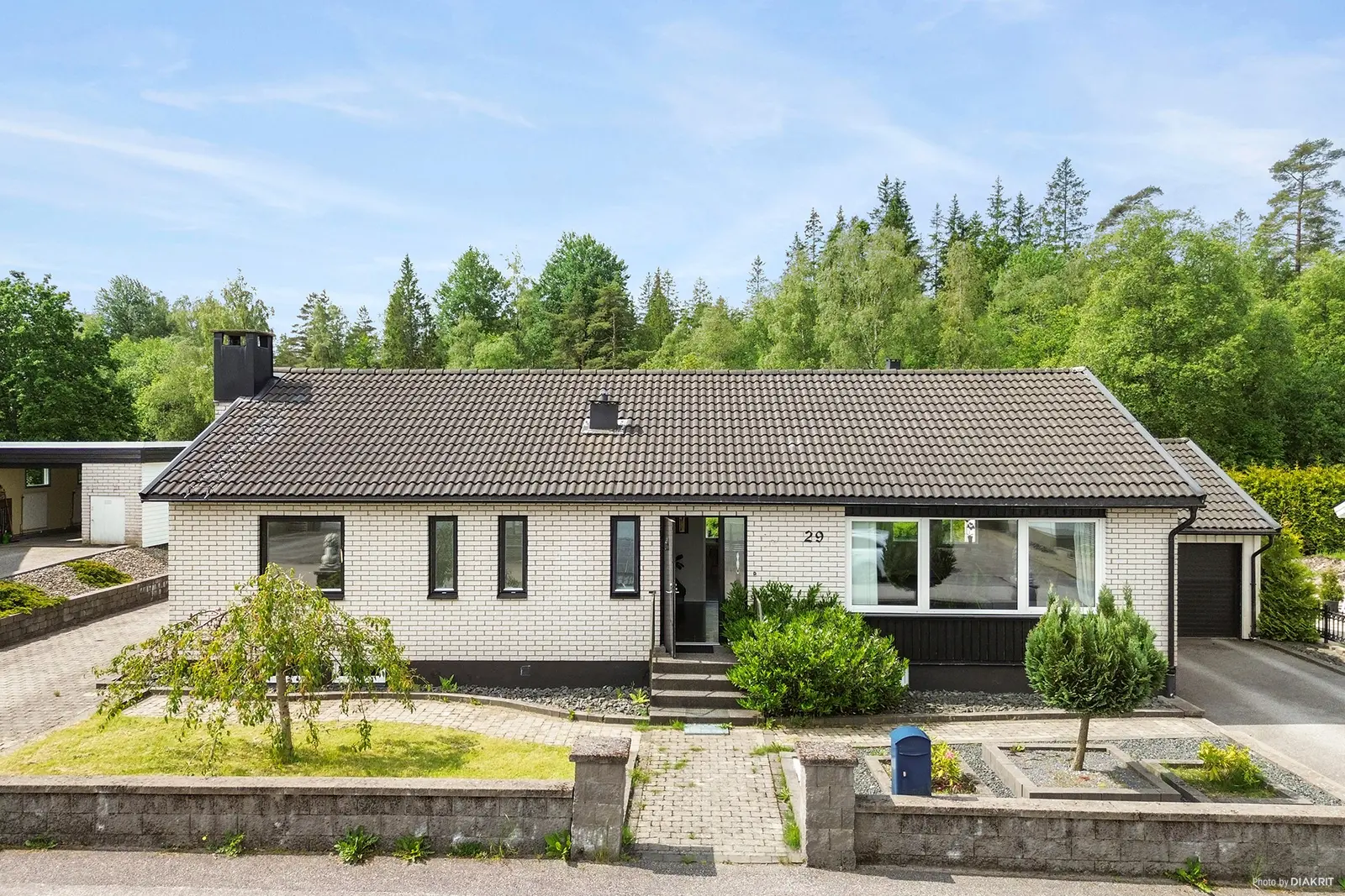 Villa, Svanvägen 29, Västra Götaland. Bild 1 av 20