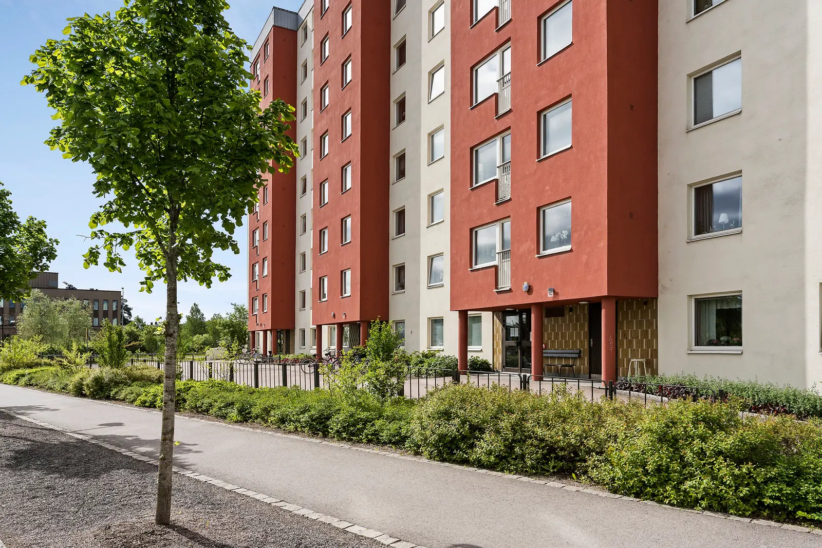 Lägenhet, Hagavägen 1c, Dalarna. Bild 1 av 17