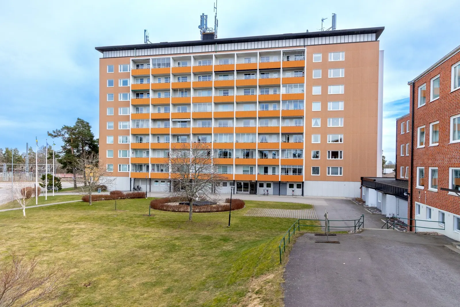 Bild 1 av 17 på Furuvägen 18A